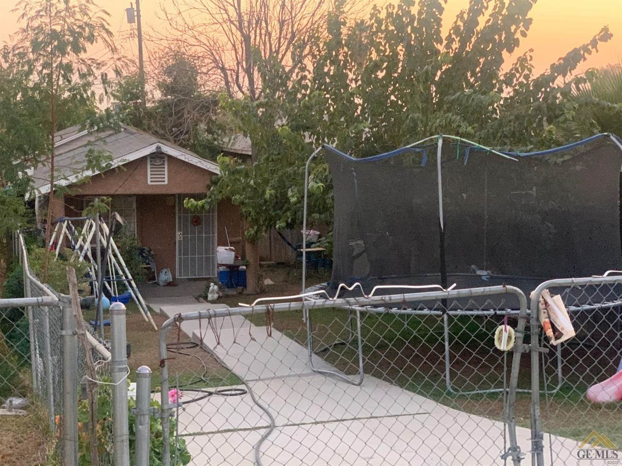 1109 Pearl Street - Photo 1