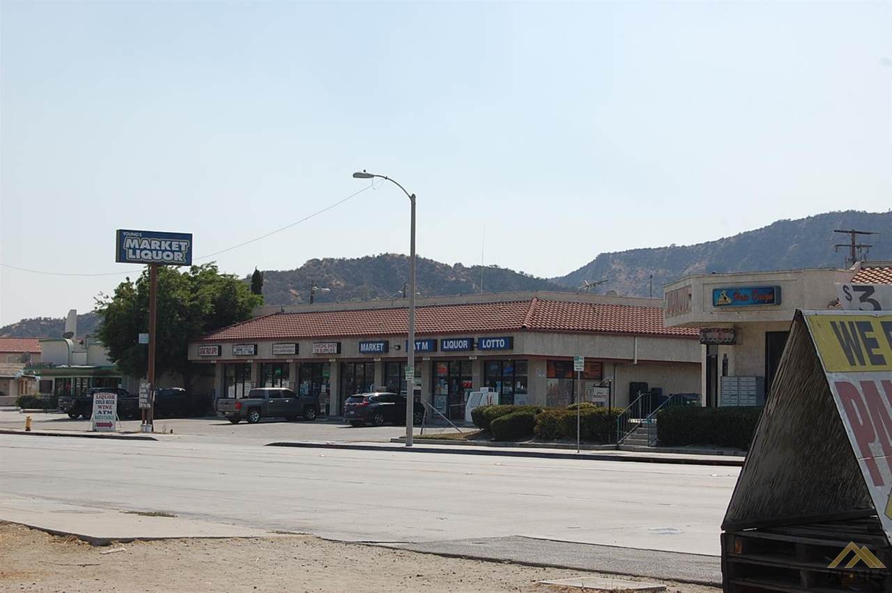 31537 Castaic Road - Photo 1