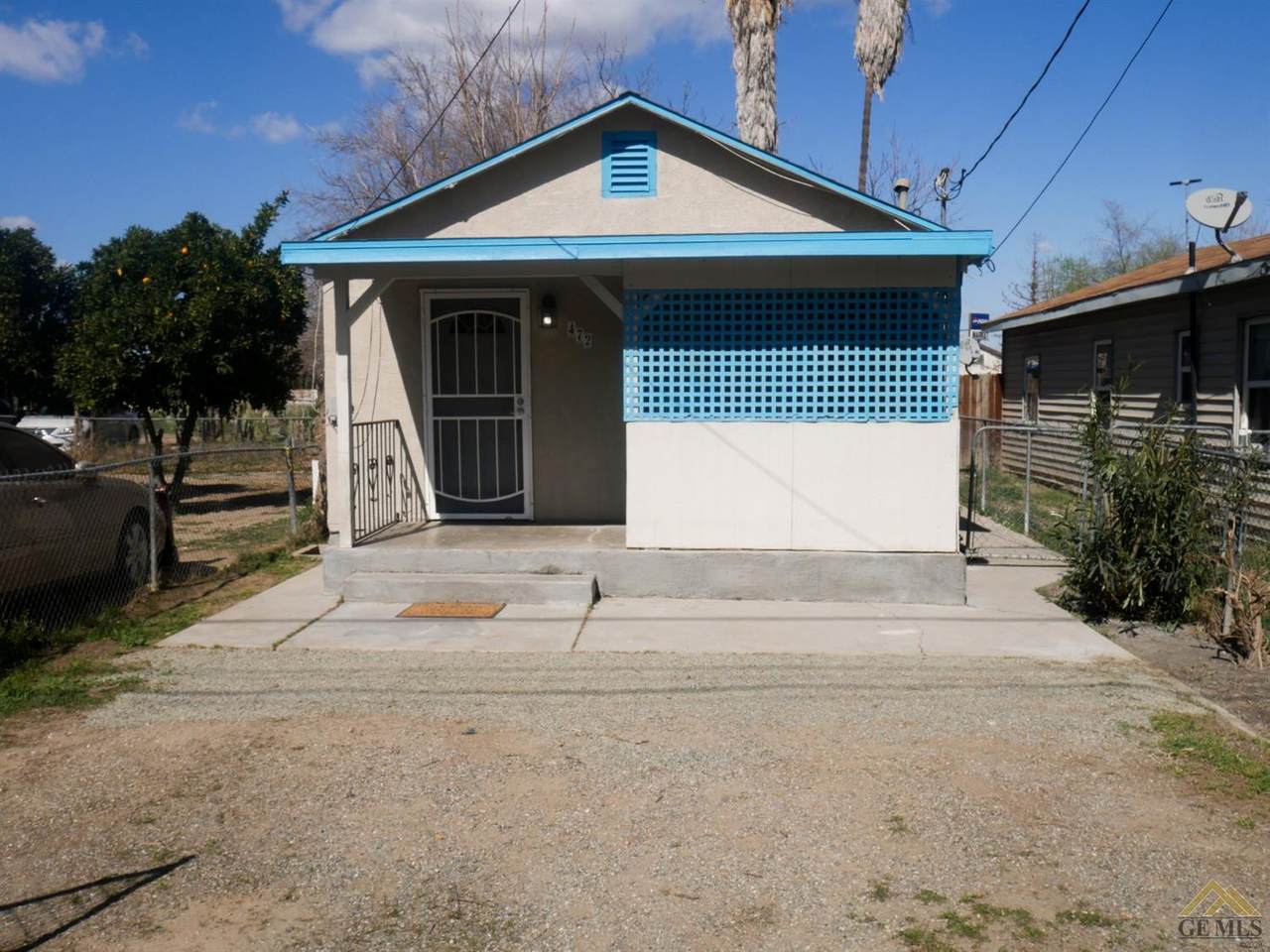 472 Klassen Street - Photo 1