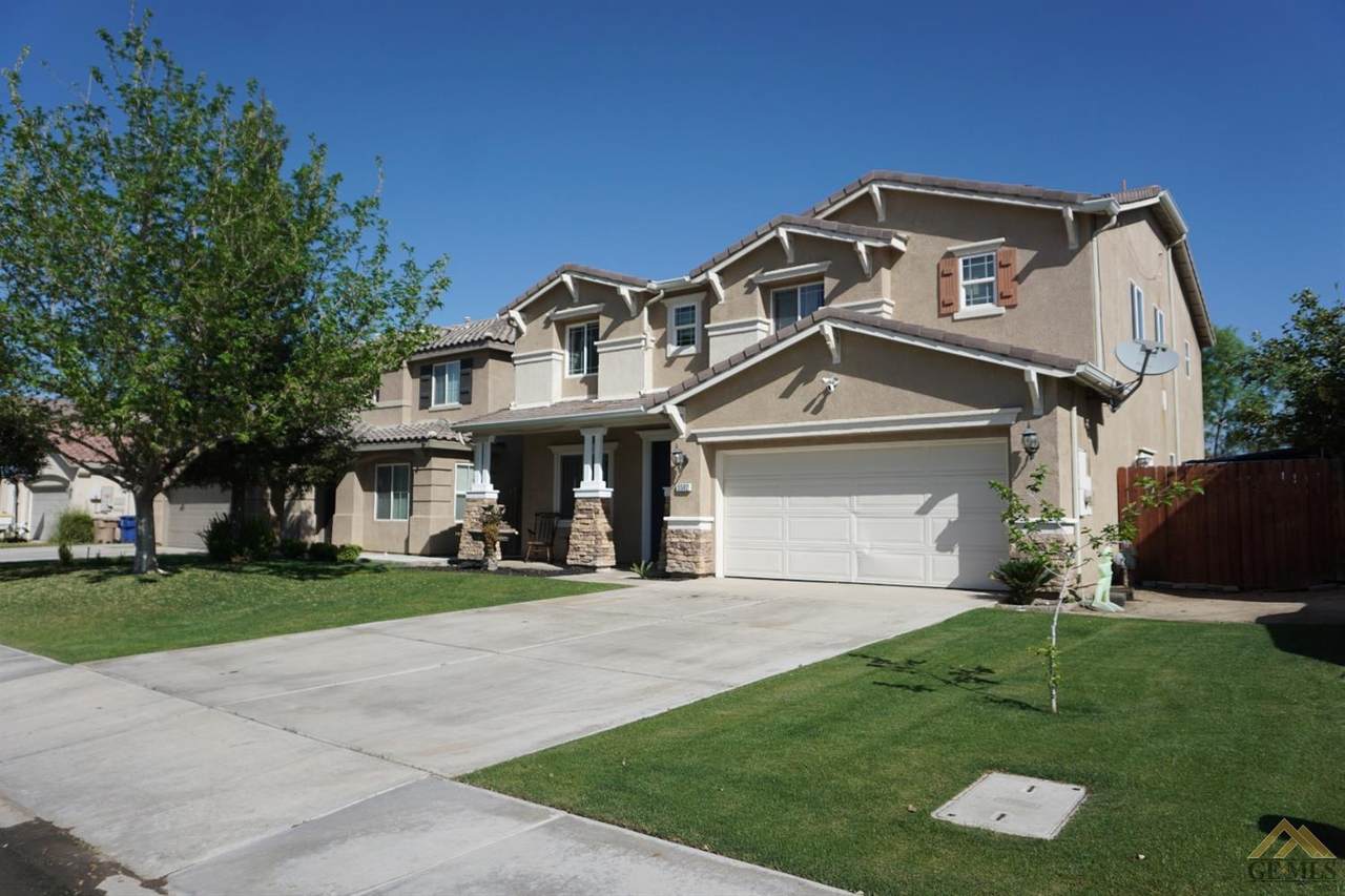 5502 Viewcrest Drive - Photo 1