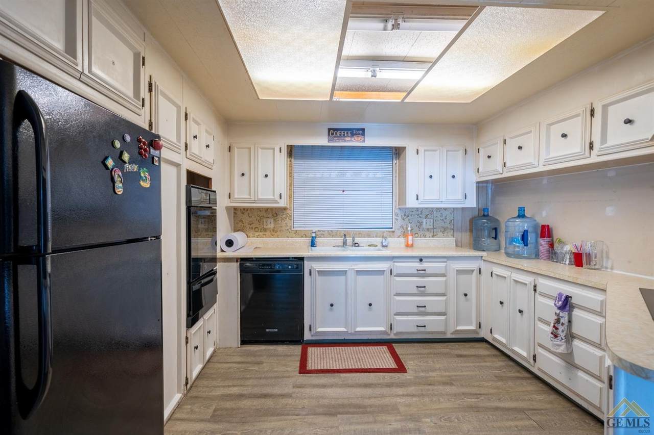 4401 Hughes Lane - Photo 1