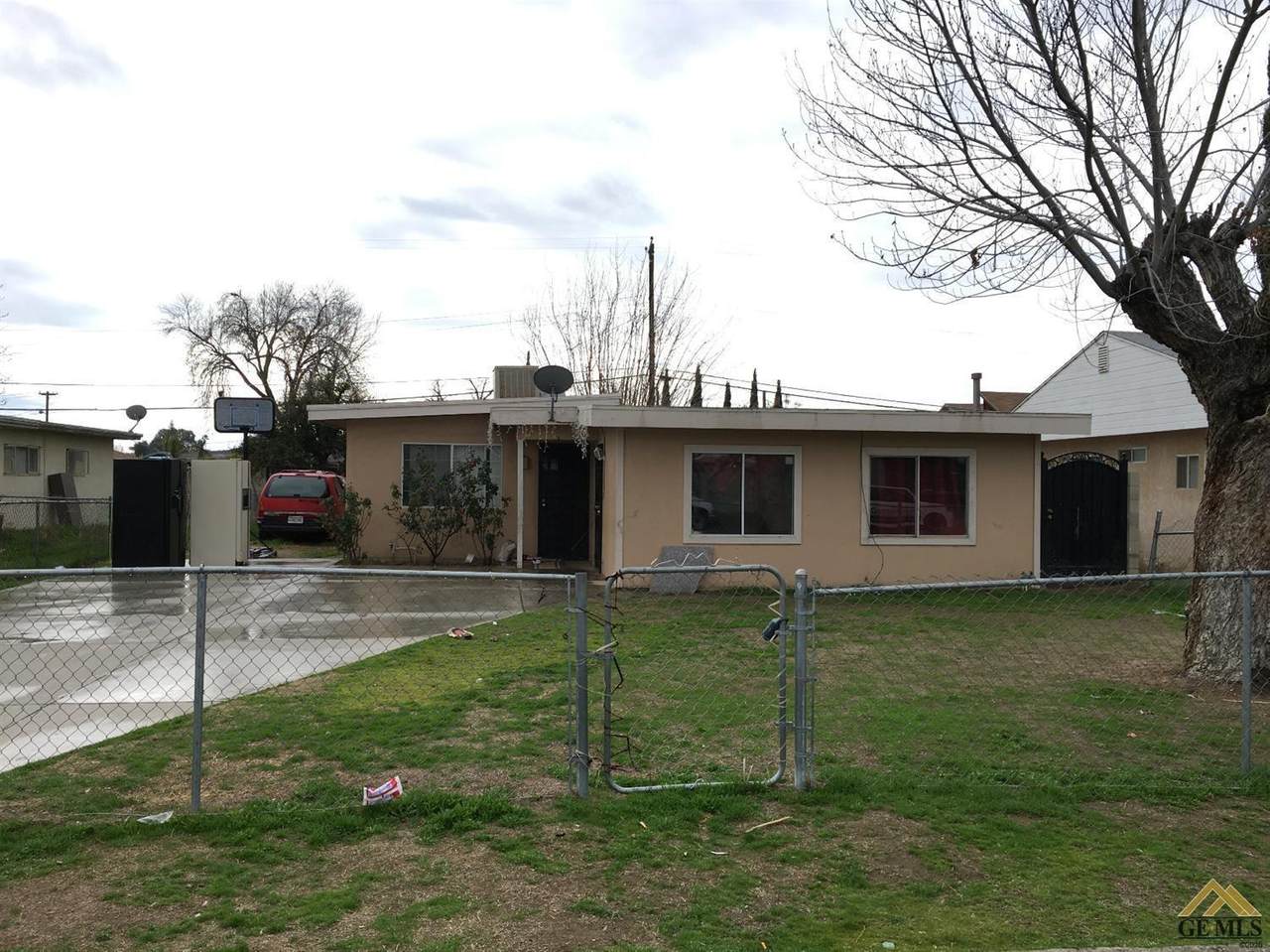 317 Churchill Drive - Photo 1