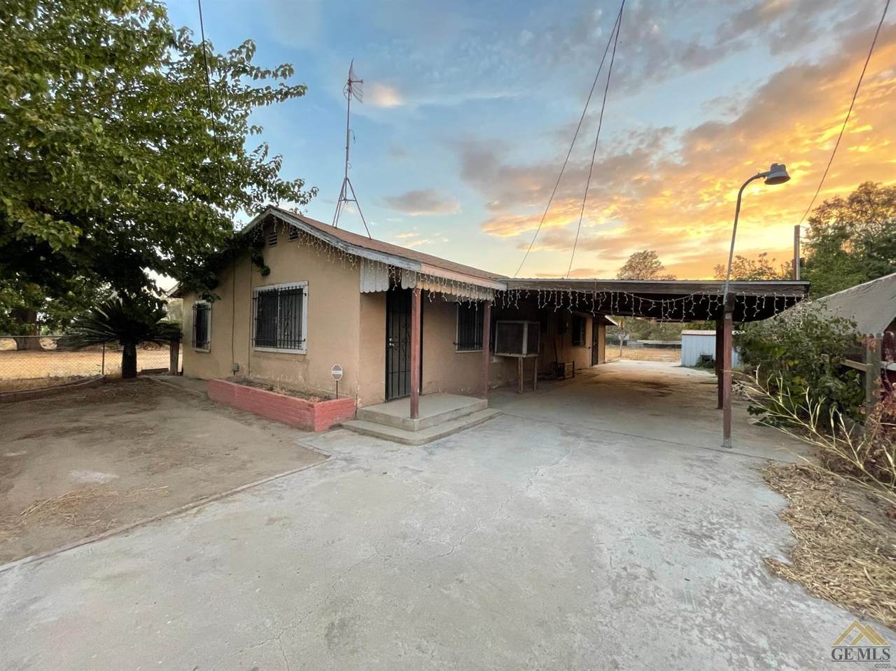 1087 State Street - Photo 1