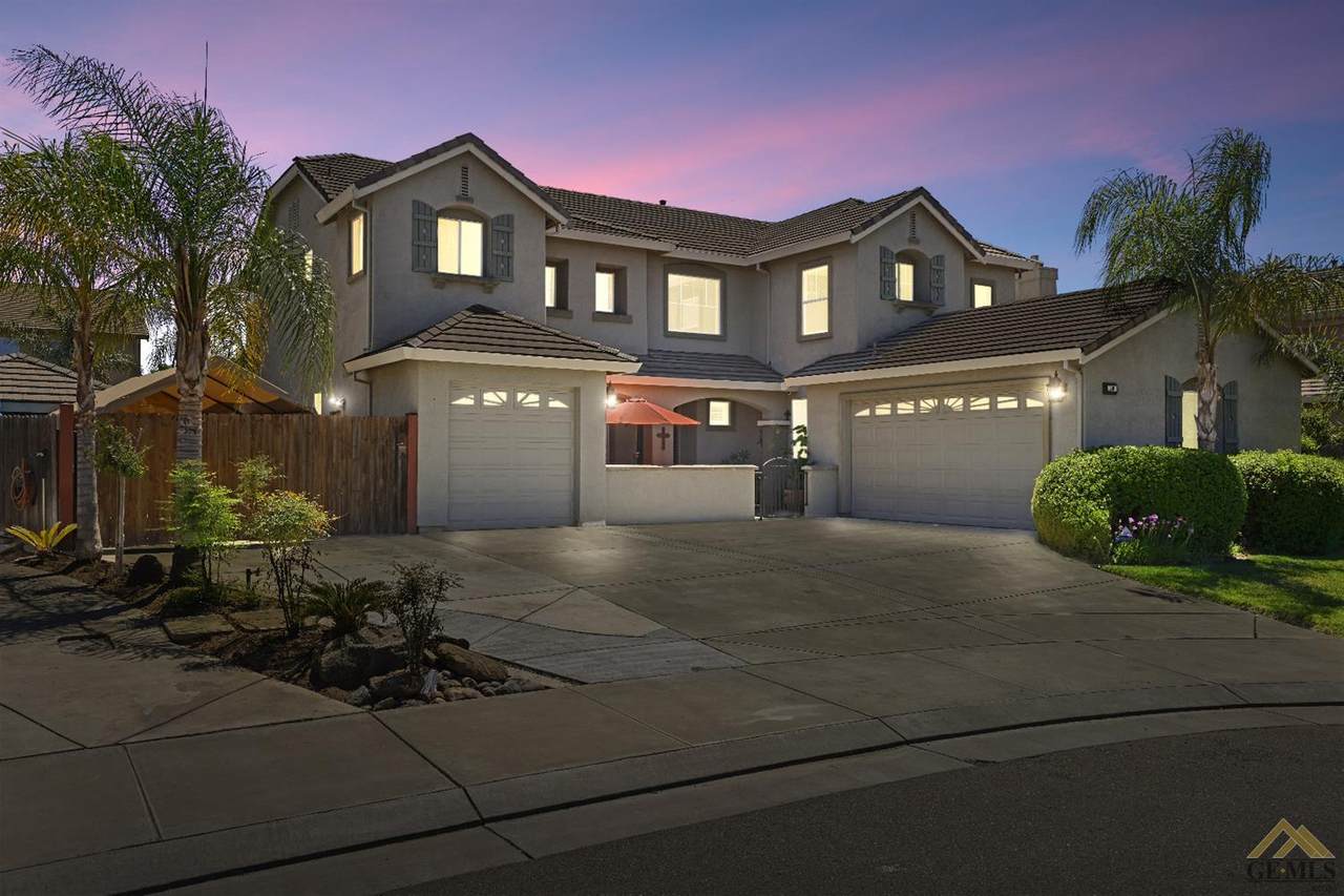 440 Poelstra Court - Photo 1