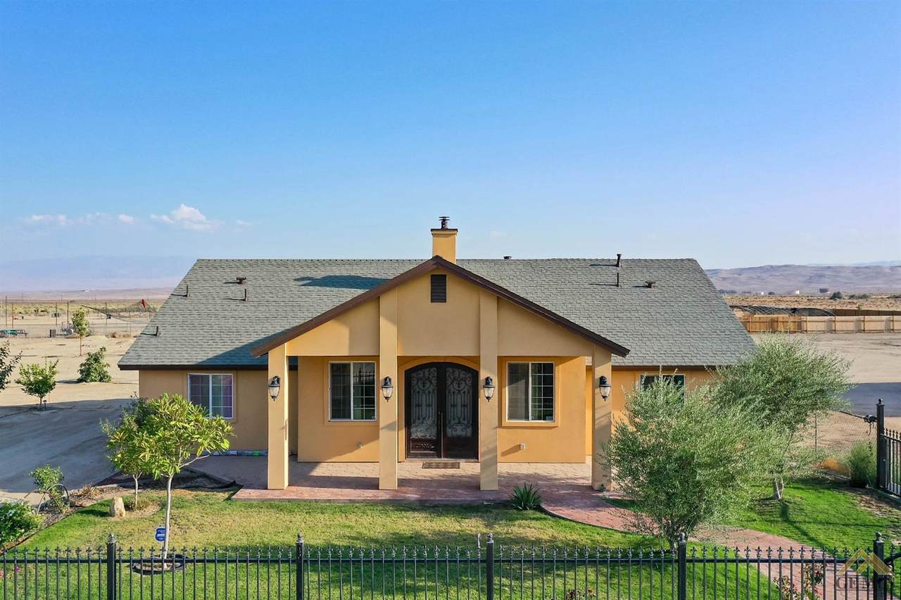 28129 Clydesdale Avenue - Photo 1