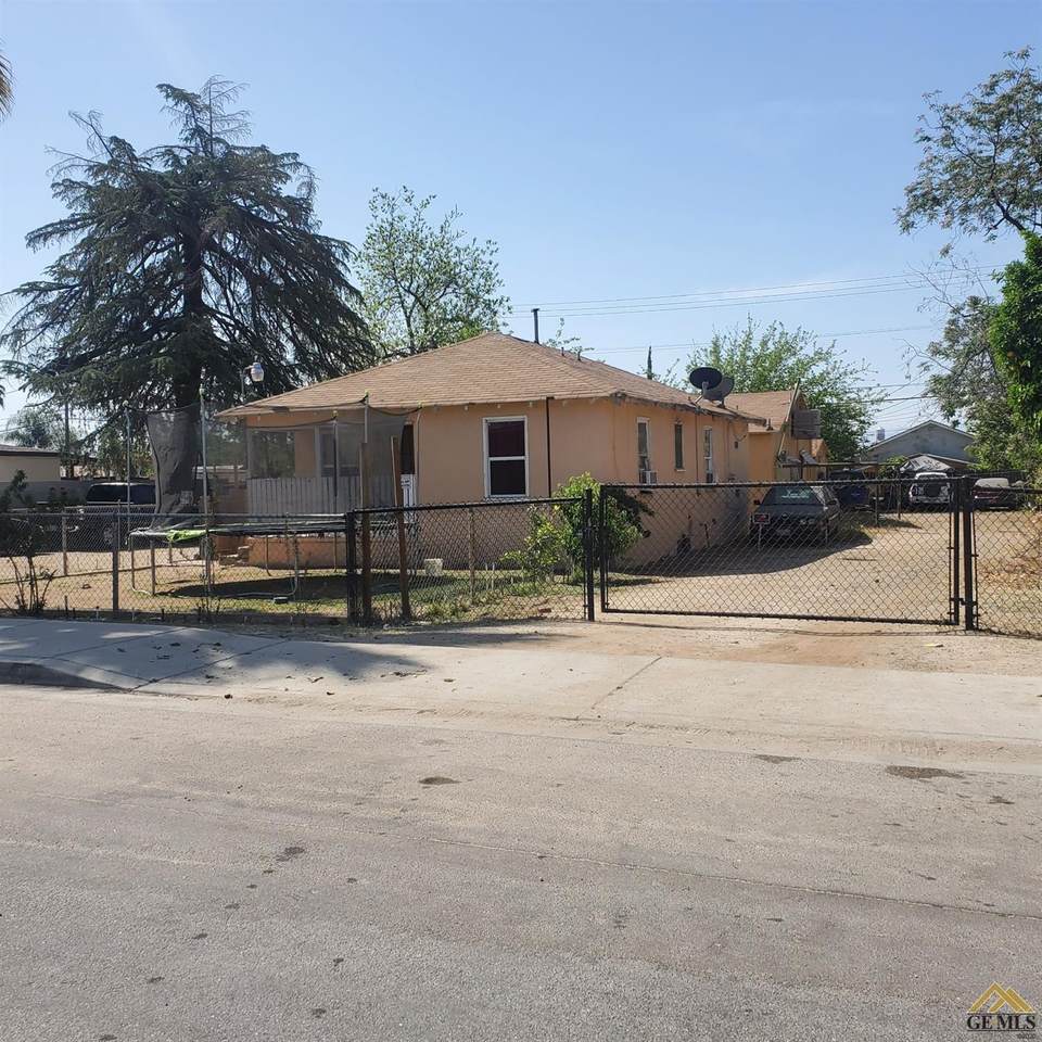 1715 Monterey Street - Photo 1