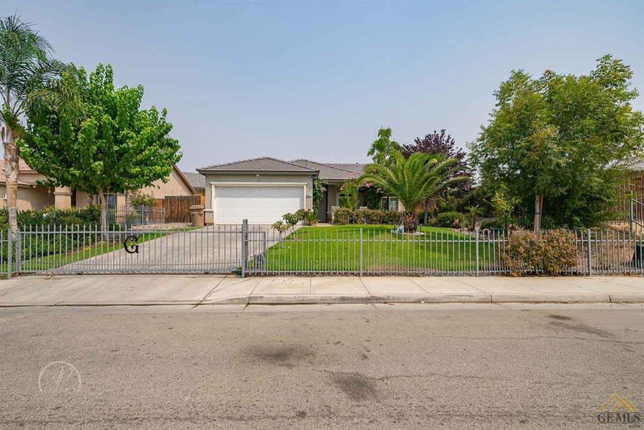 8612 Tucana Avenue - Photo 1