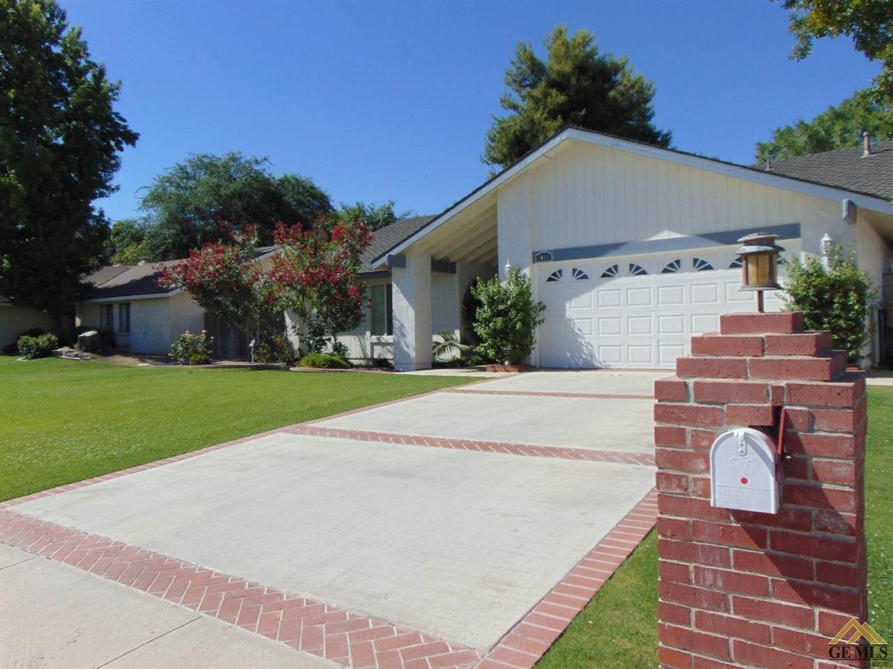 5400 Panorama Drive - Photo 1