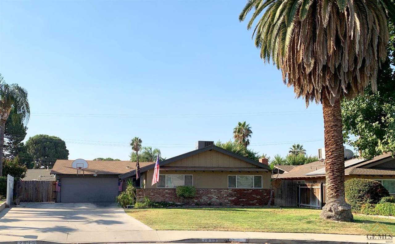 2913 Noble Avenue - Photo 1
