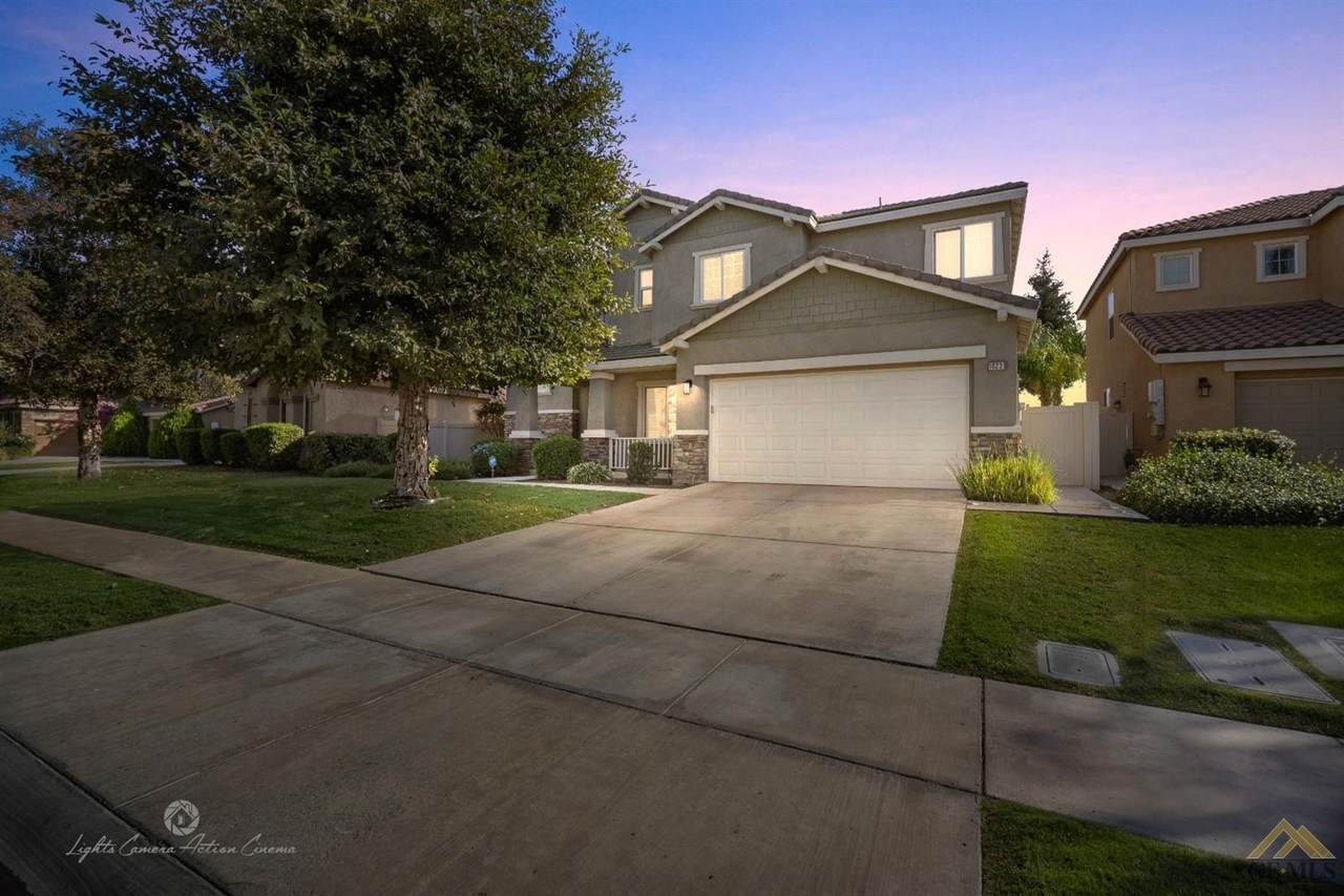 10231 Tungsten Street - Photo 1