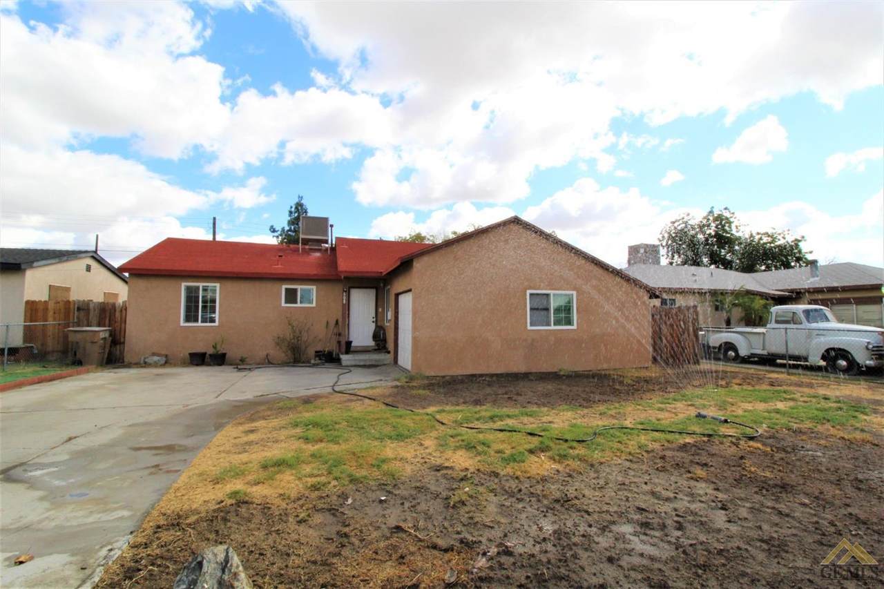 608 Prosser Avenue - Photo 1