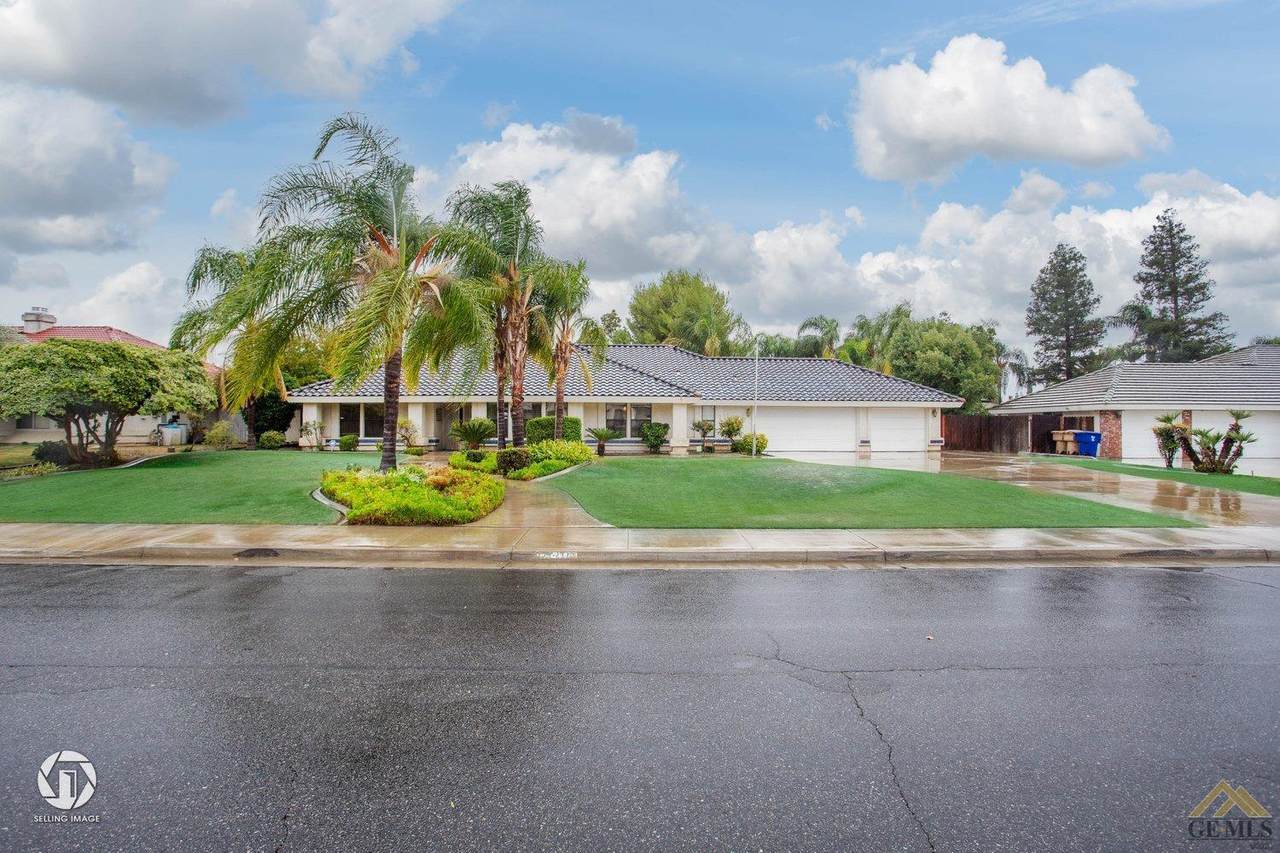 11311 Cedarhaven Avenue - Photo 1