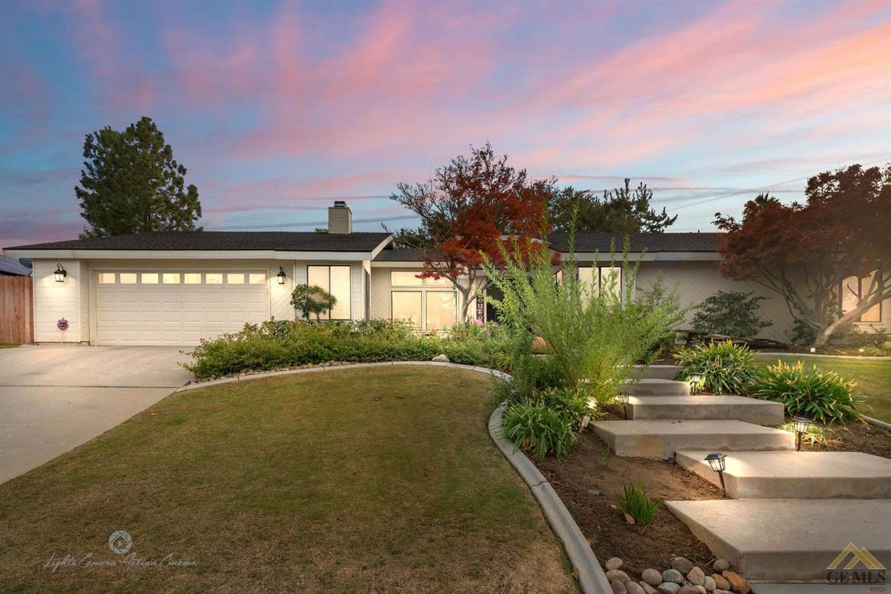 6409 Valleyview Drive - Photo 1