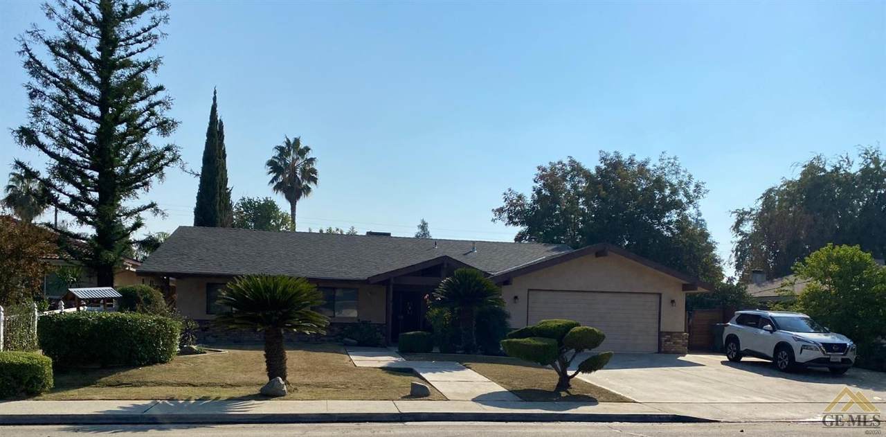7909 Weldon Avenue - Photo 1
