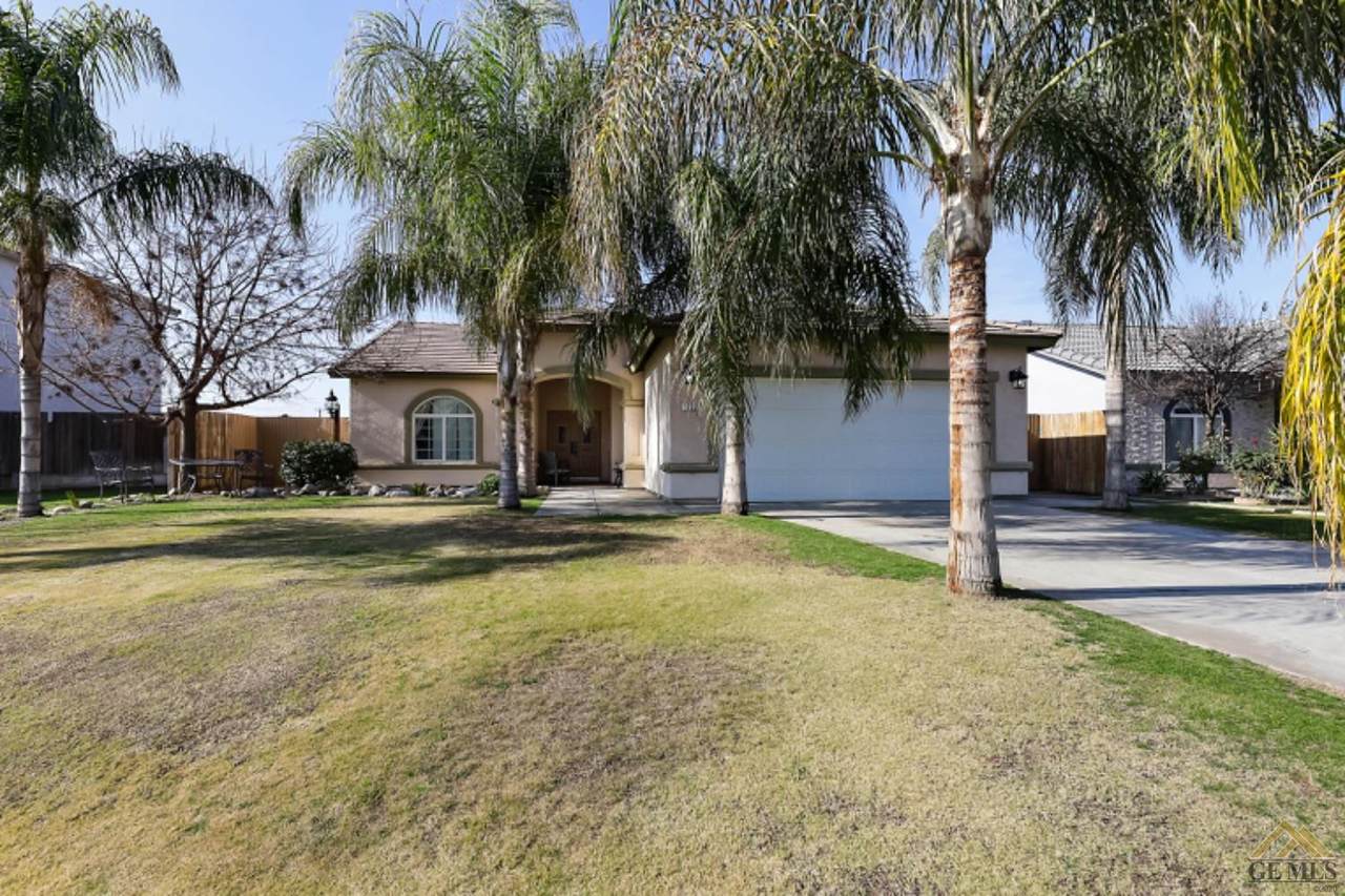 7222 Curacao Court - Photo 1