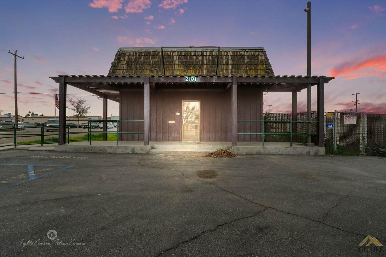 2101 16th Street - Photo 1