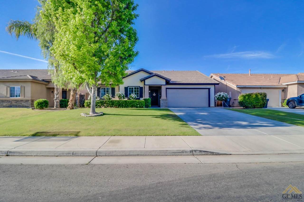 11604 Pacific Breeze Avenue - Photo 1