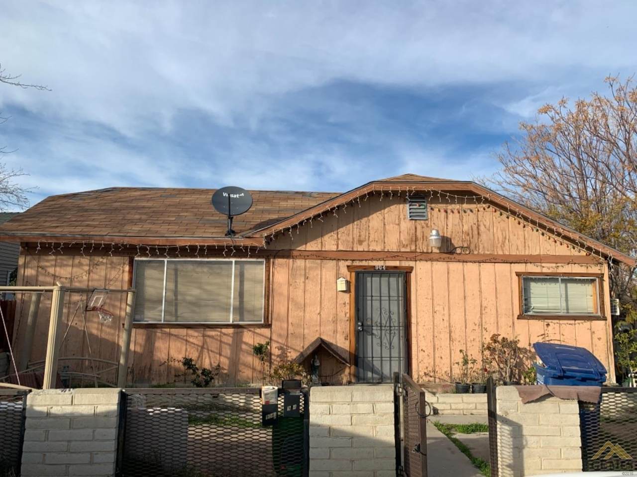 904 Pico Street - Photo 1