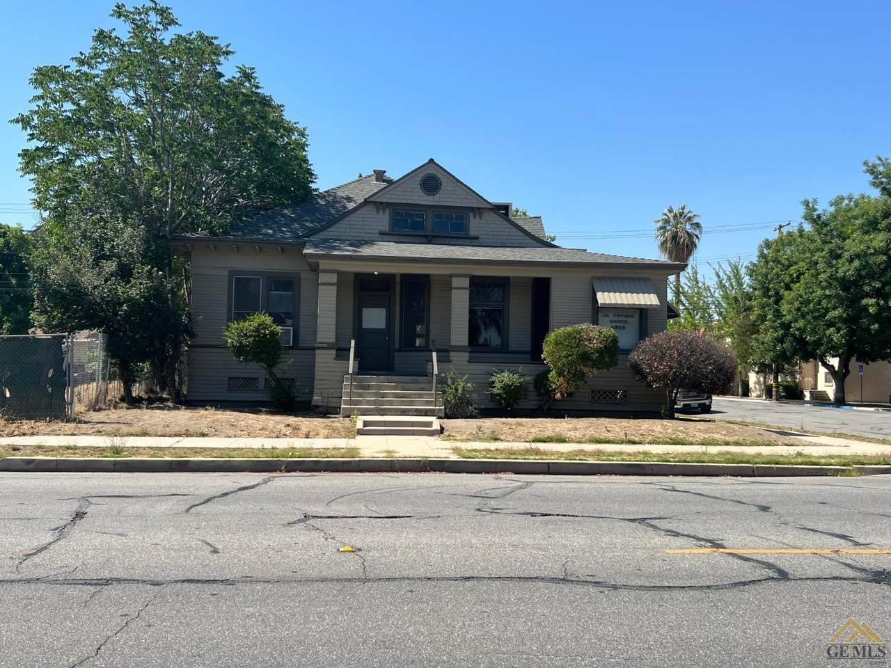 2131 18th Street - Photo 1