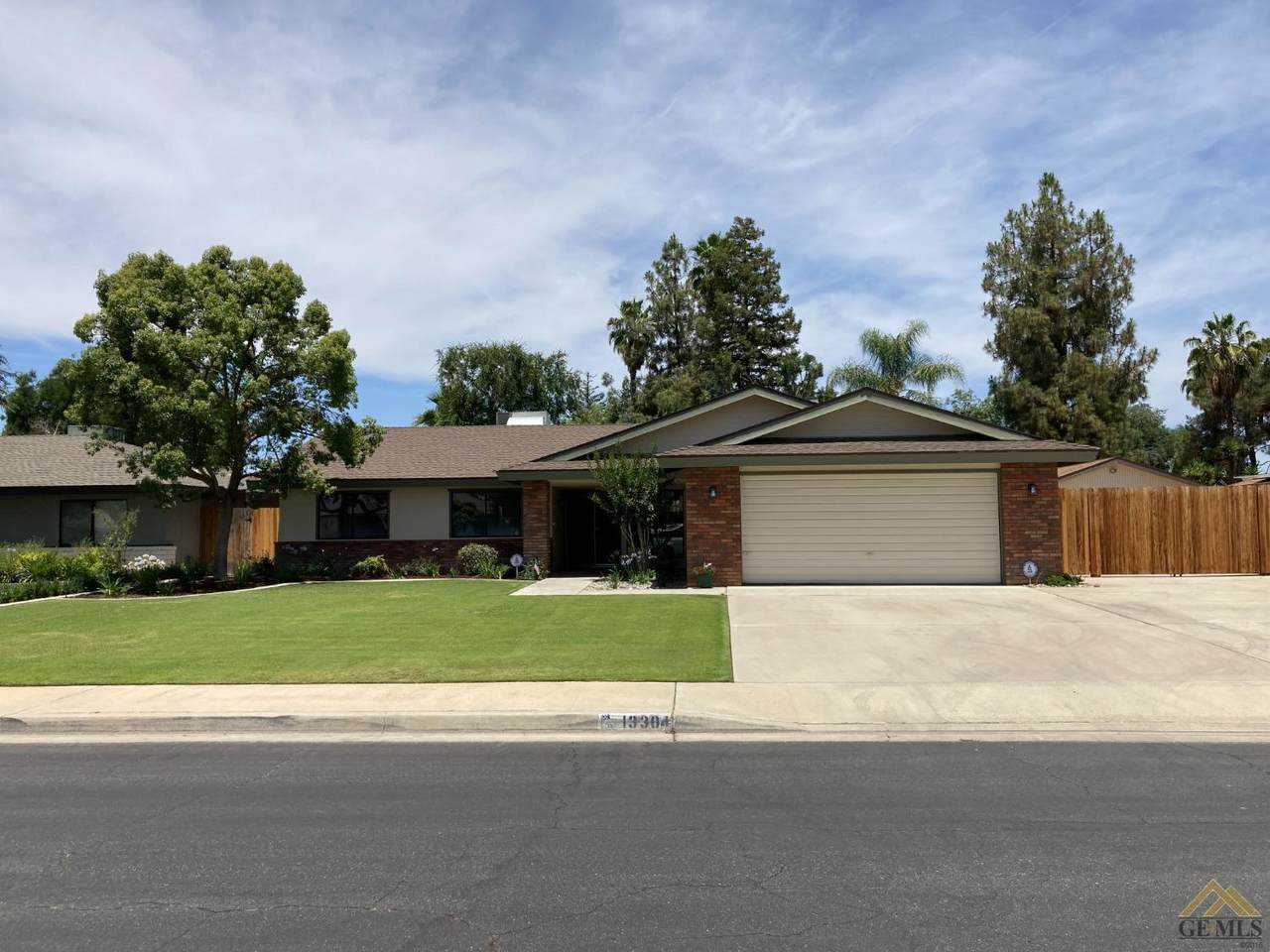 13304 Birkenfeld Avenue - Photo 1