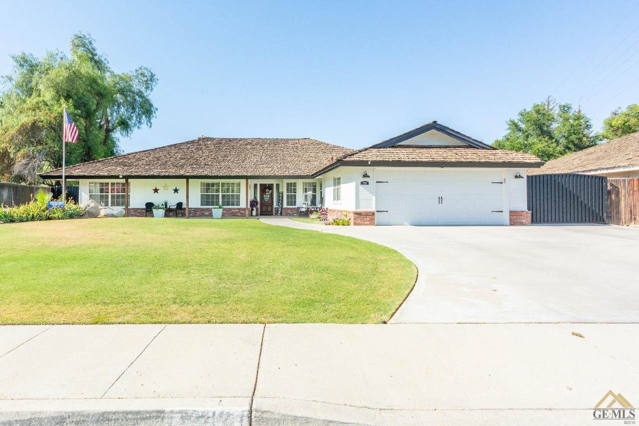 7712 Olcott Avenue - Photo 1