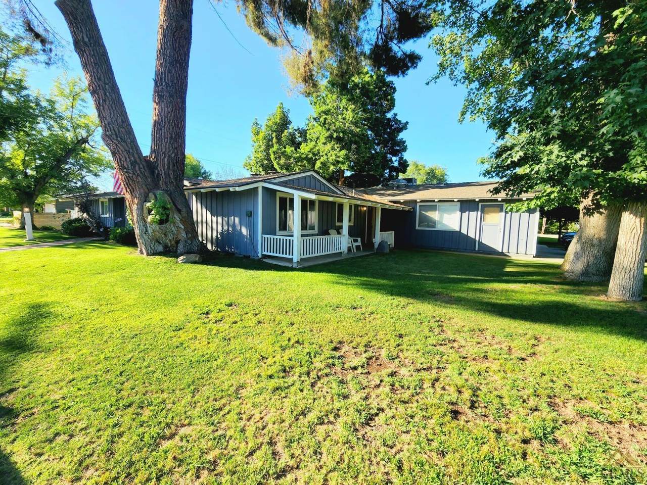 2501 Bay Street - Photo 1