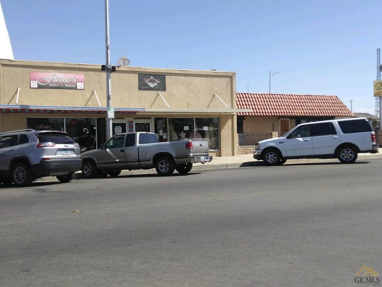 917 11th Avenue - Photo 1