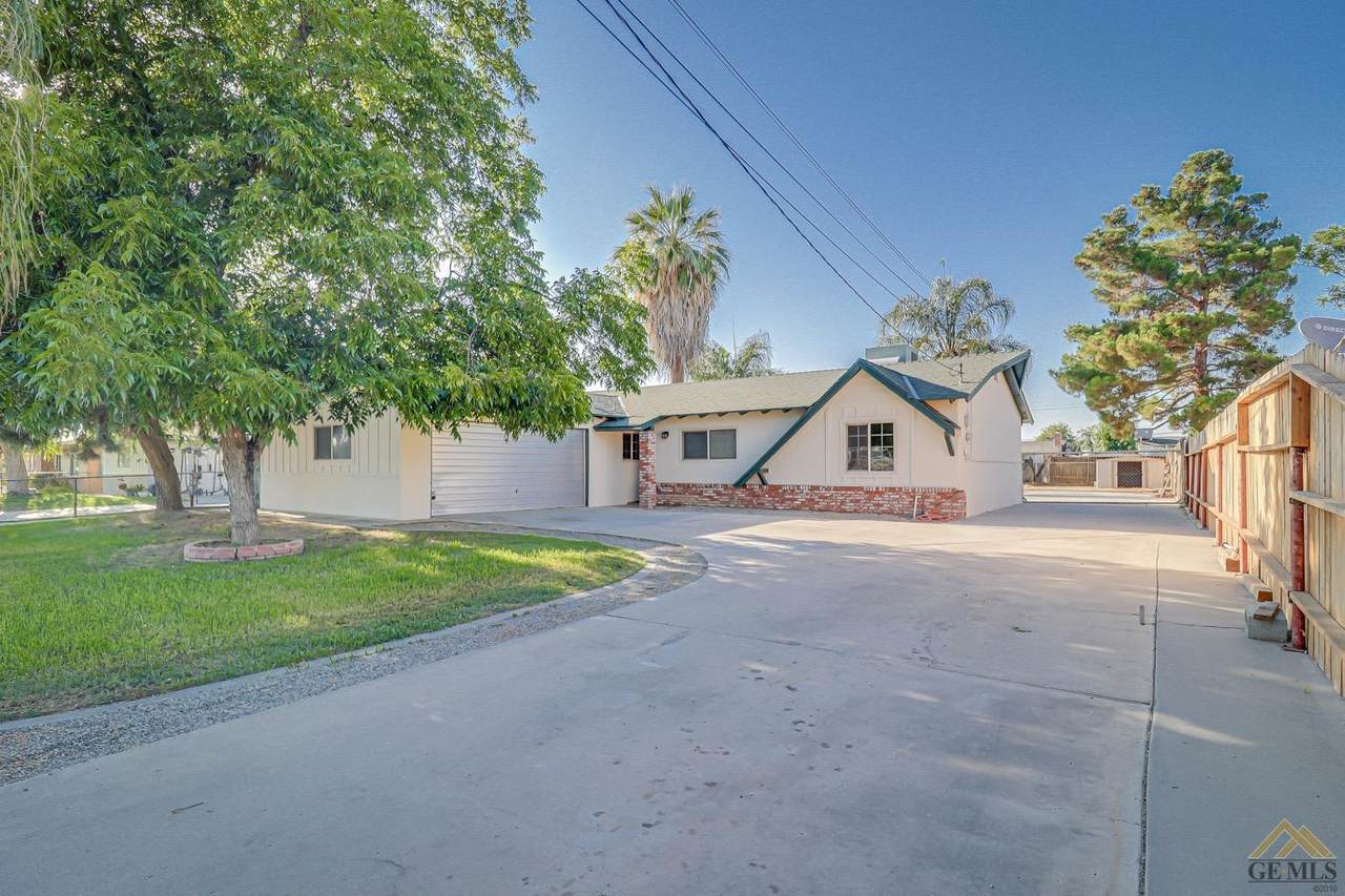 10420 Glenn Street - Photo 1