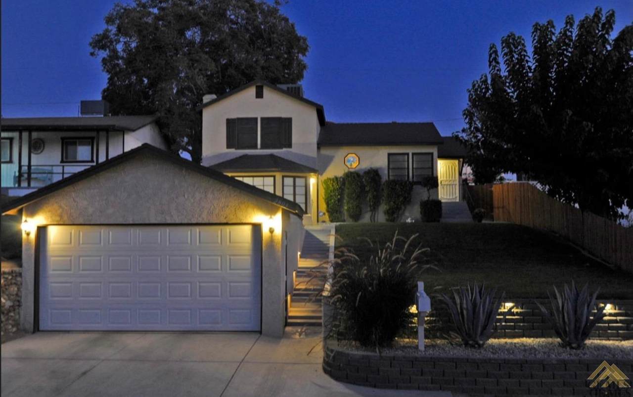 2803 Hawthorne Avenue - Photo 1