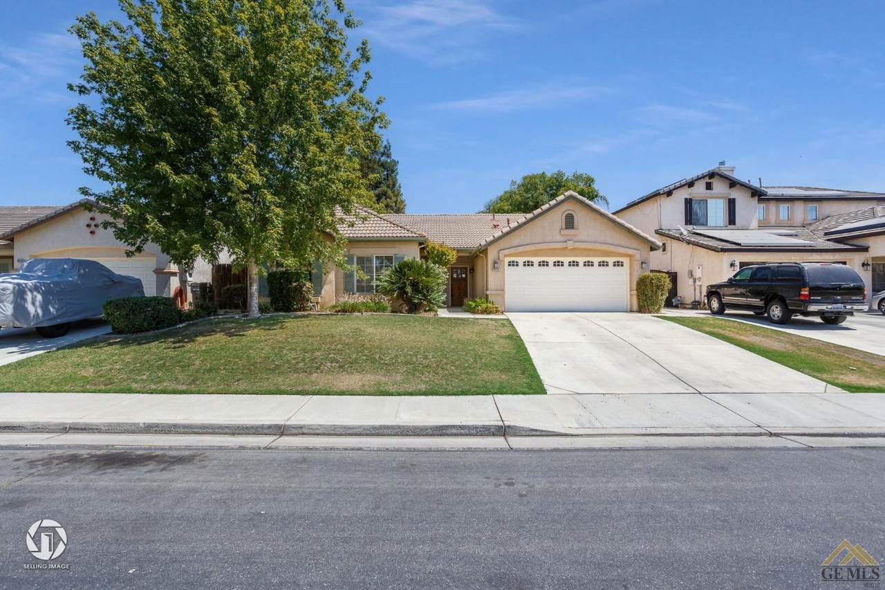 8404 Crawford Bay Court - Photo 1