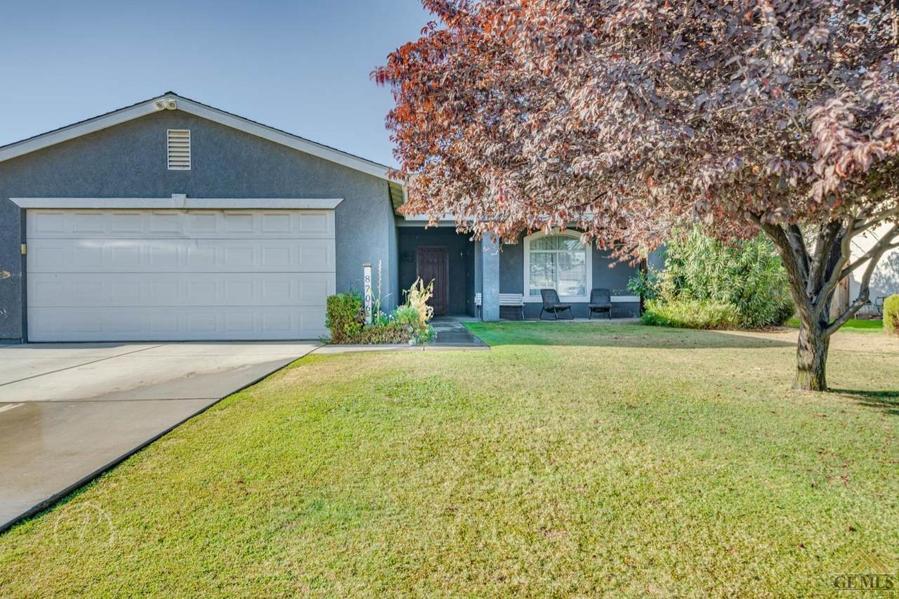 8706 Sky Ridge Drive - Photo 1