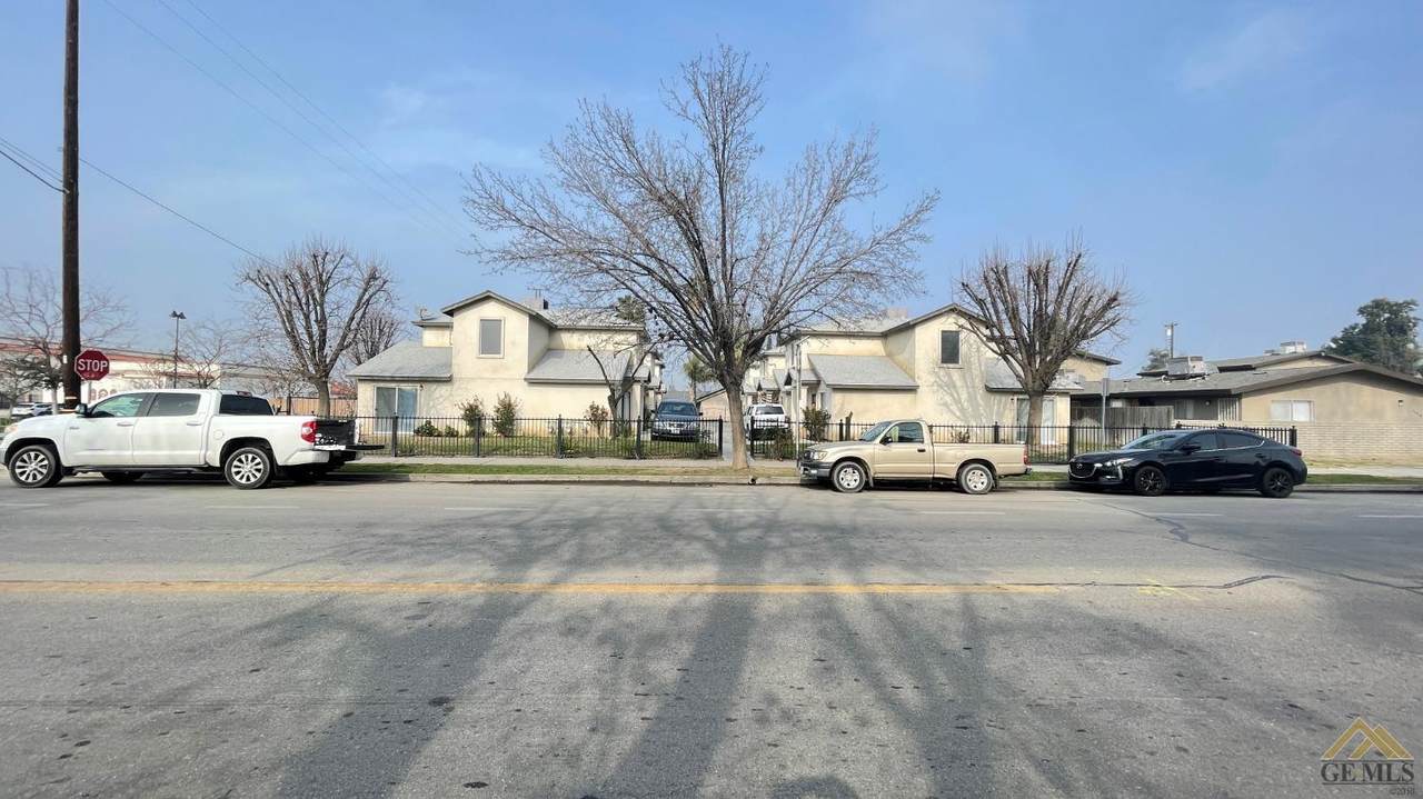 1644 7th Street - Photo 1