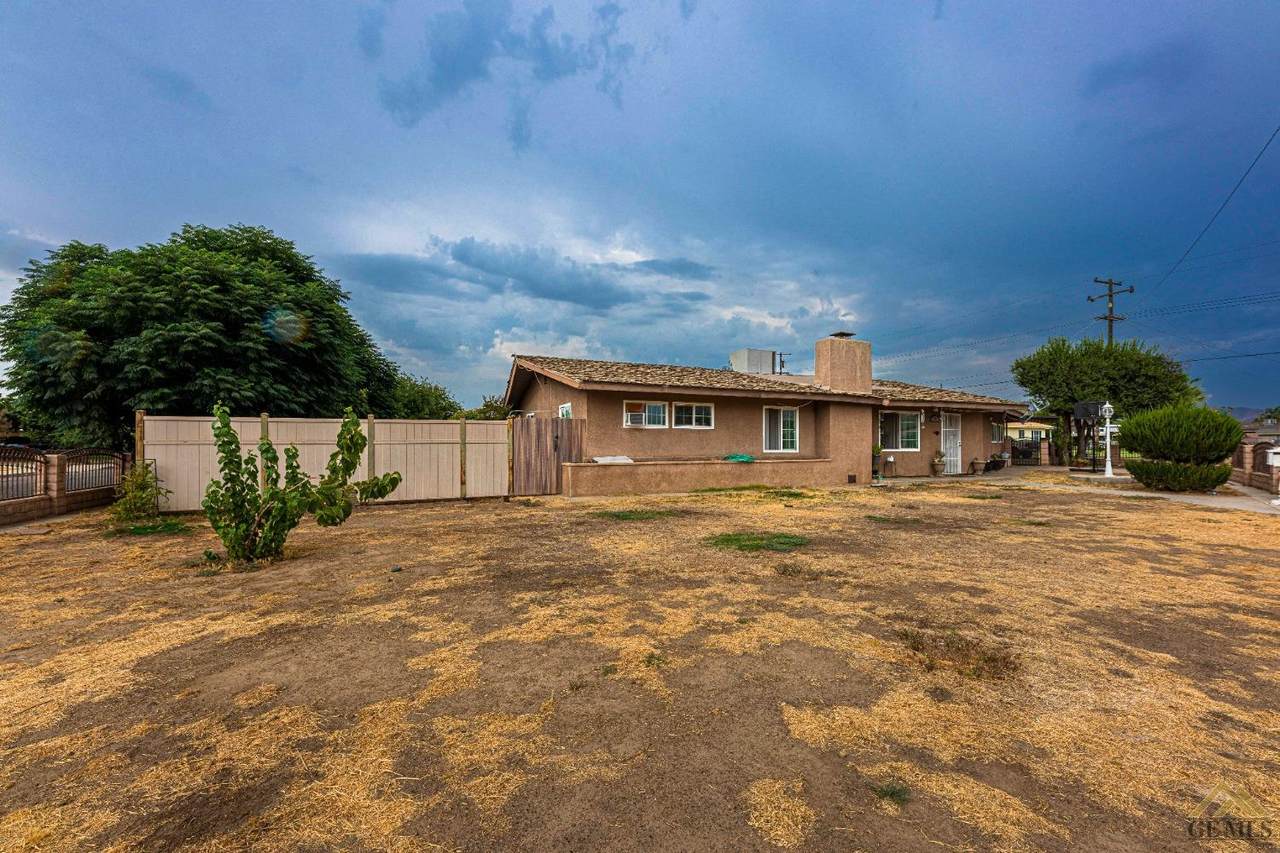 730 Grapevine Drive - Photo 1