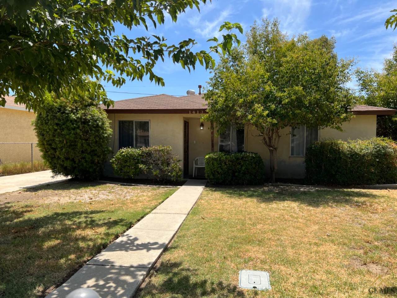 1413 Potomac Avenue - Photo 1