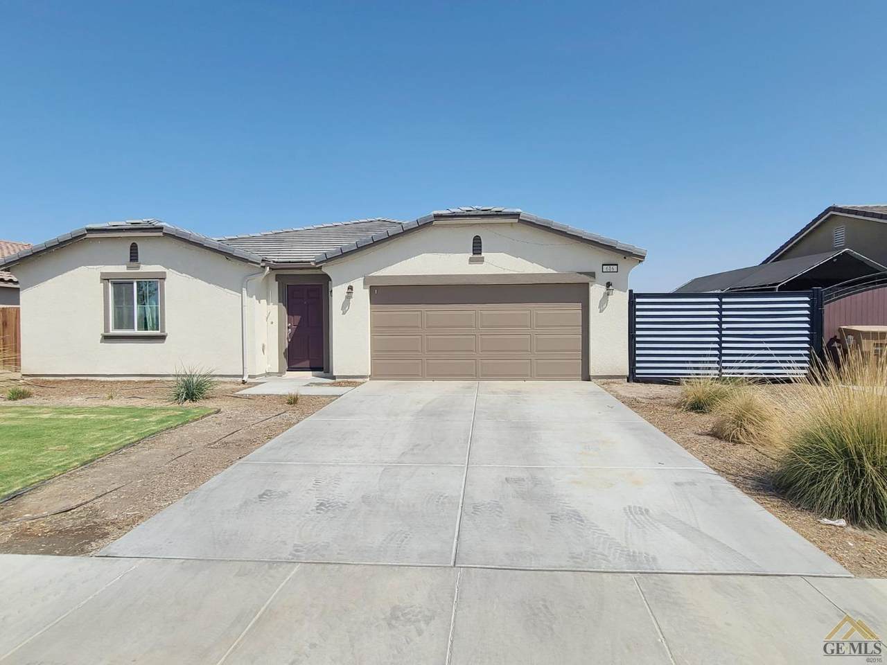 616 Fort Denison Avenue - Photo 1