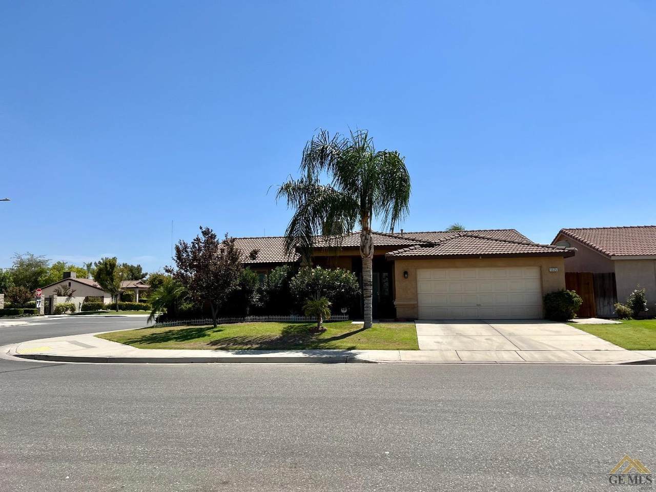 5525 La Pinta Maria Drive - Photo 1