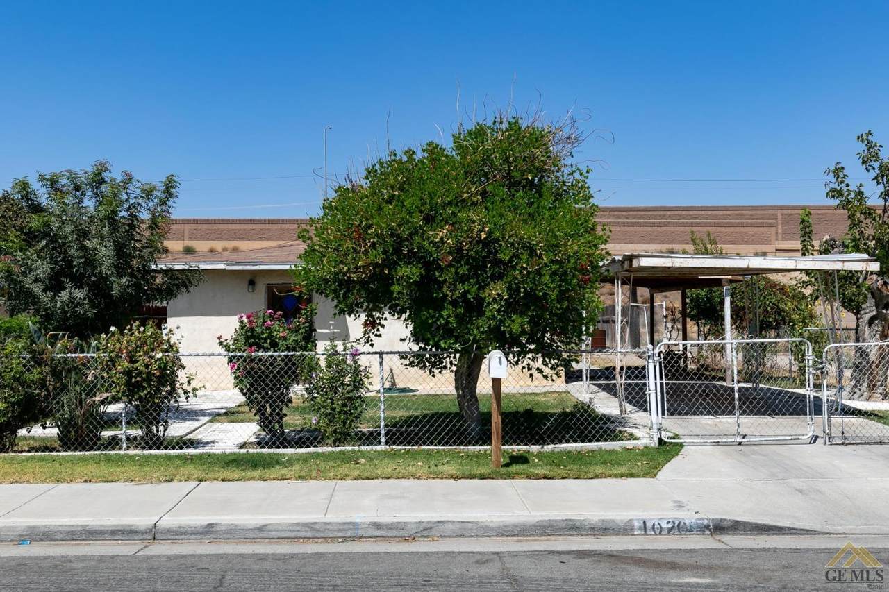 1020 Padre Street - Photo 1