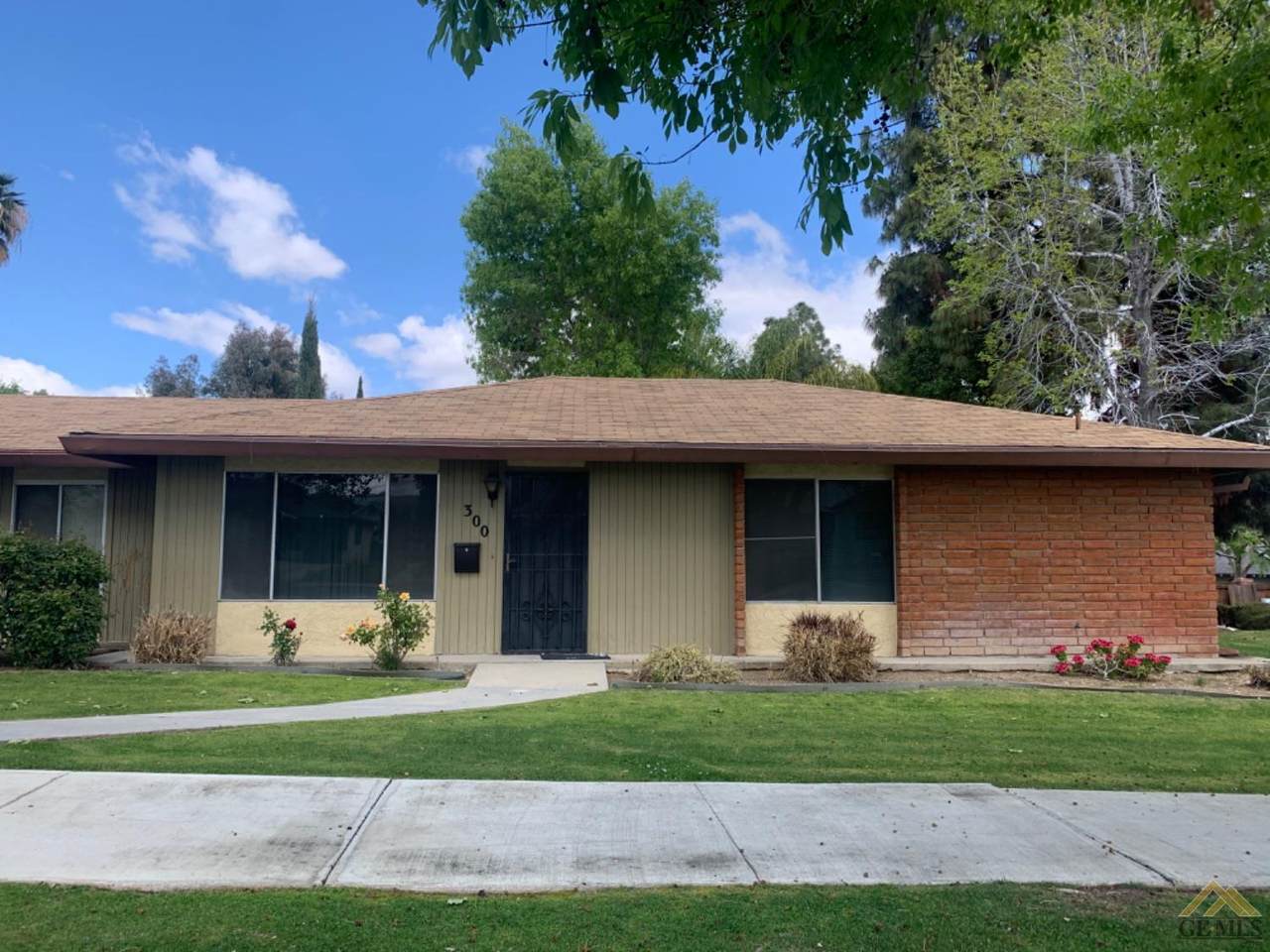 300 Calvin Street - Photo 1