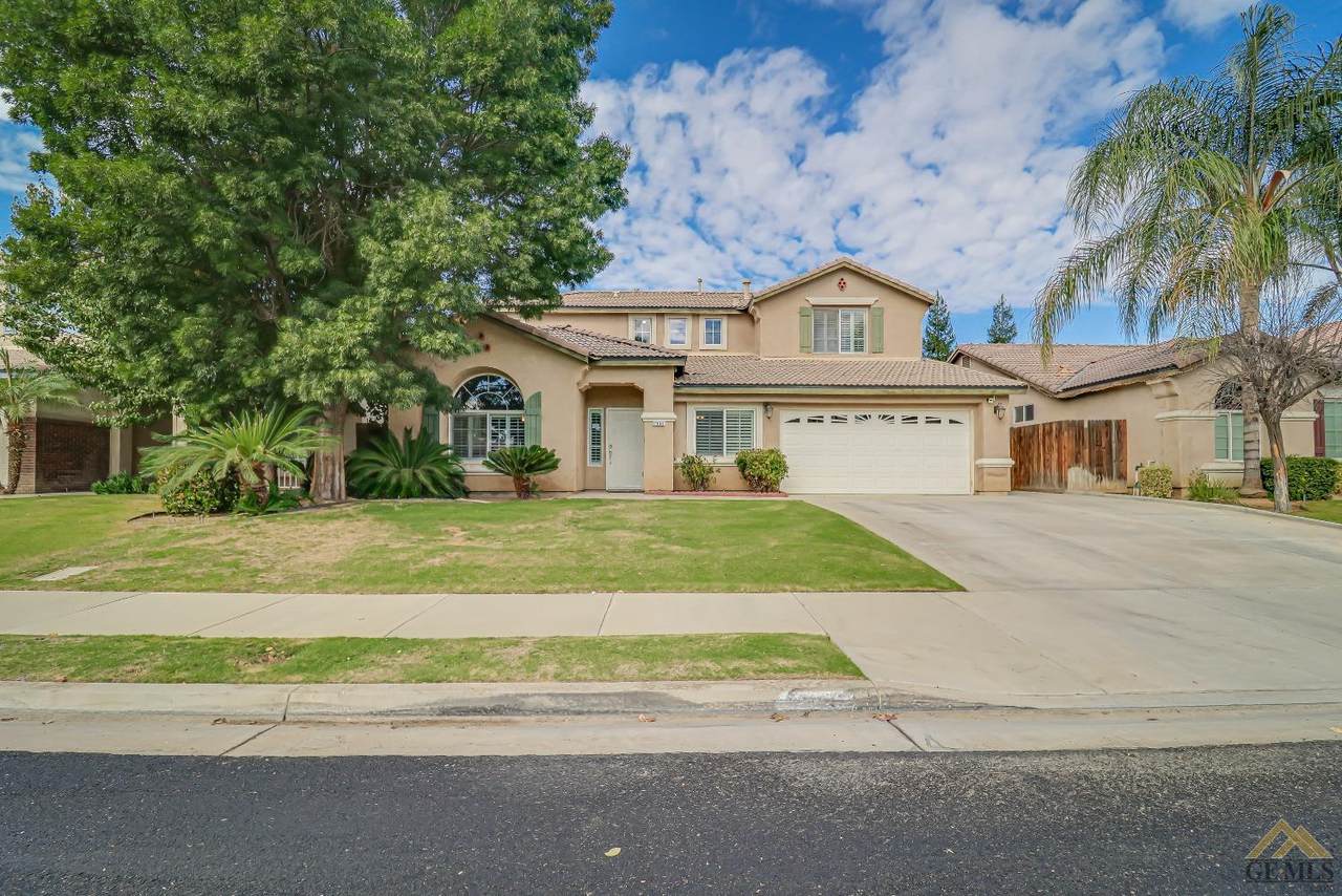 7119 Whitewater Falls Drive - Photo 1