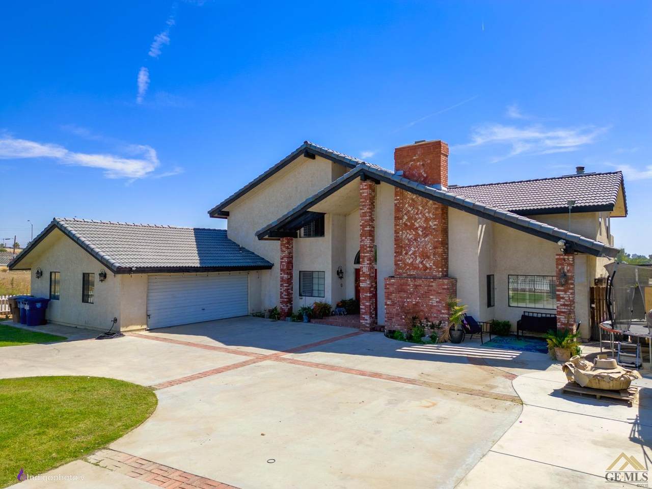 6351 Deacon Avenue - Photo 1