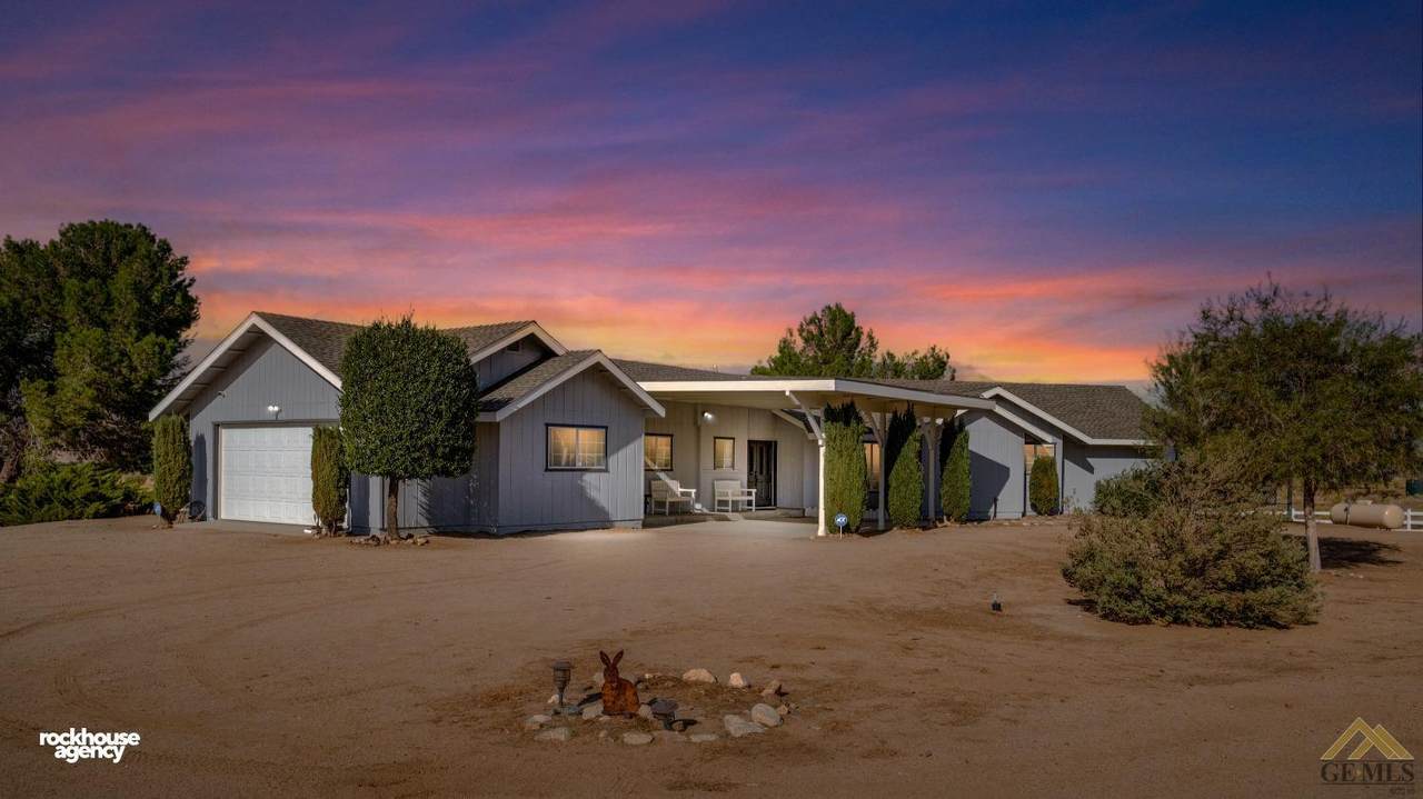 8165 Entrada Boulevard - Photo 1