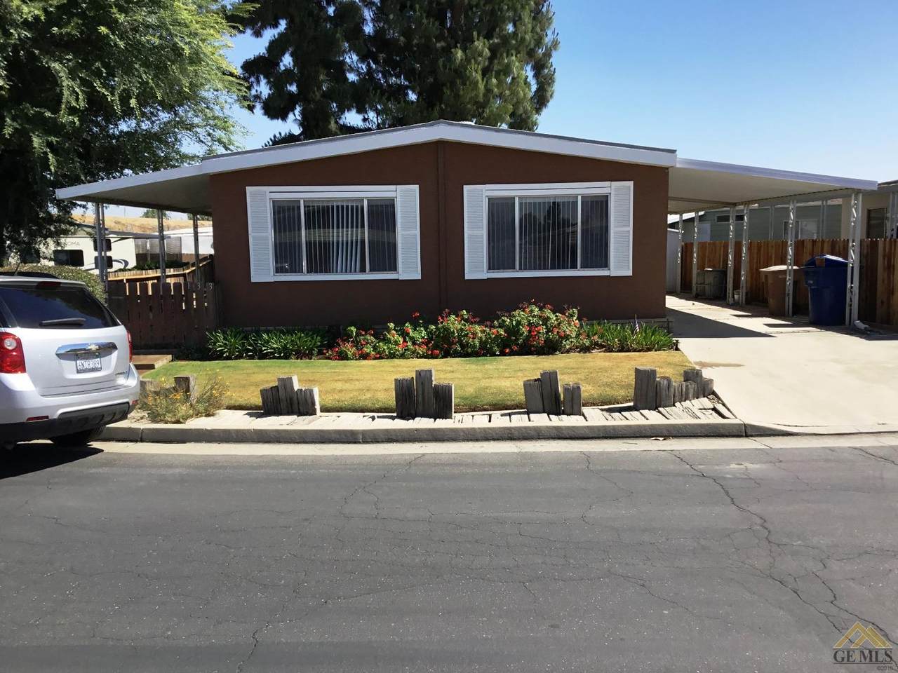 400 Roberts Lane - Photo 1