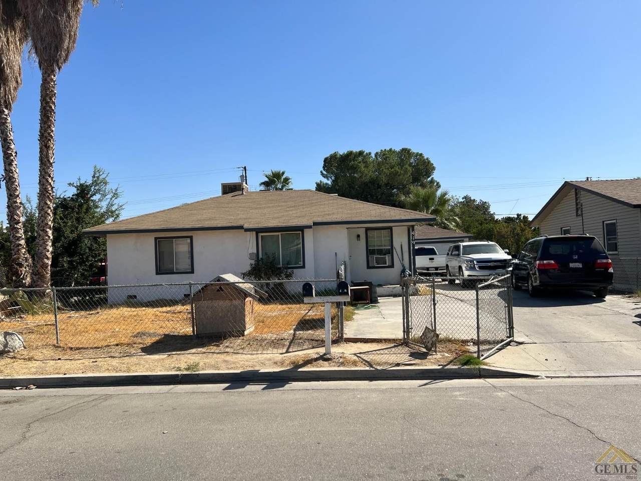 419 Hazel Street - Photo 1