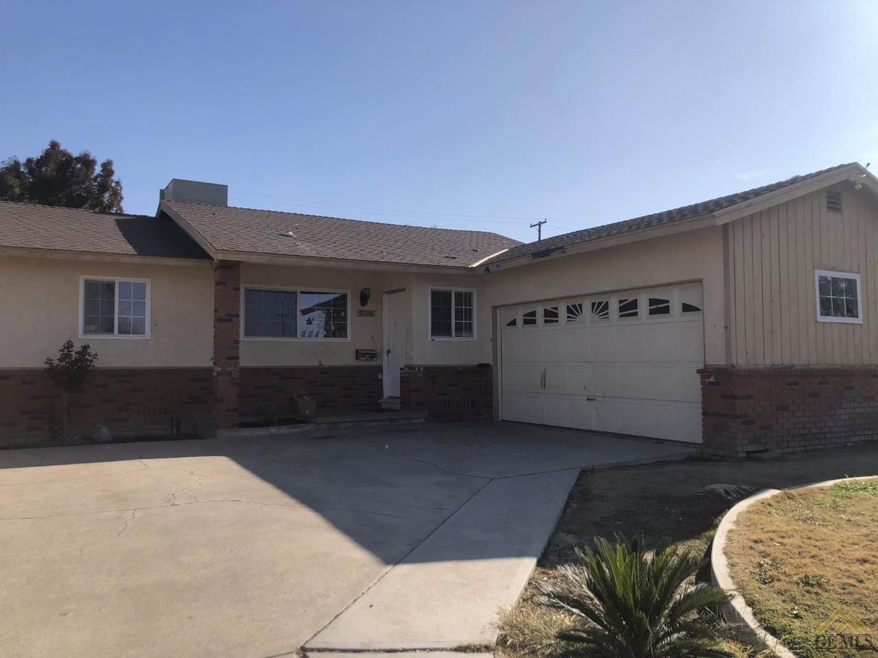 3108 Laurel Drive - Photo 1