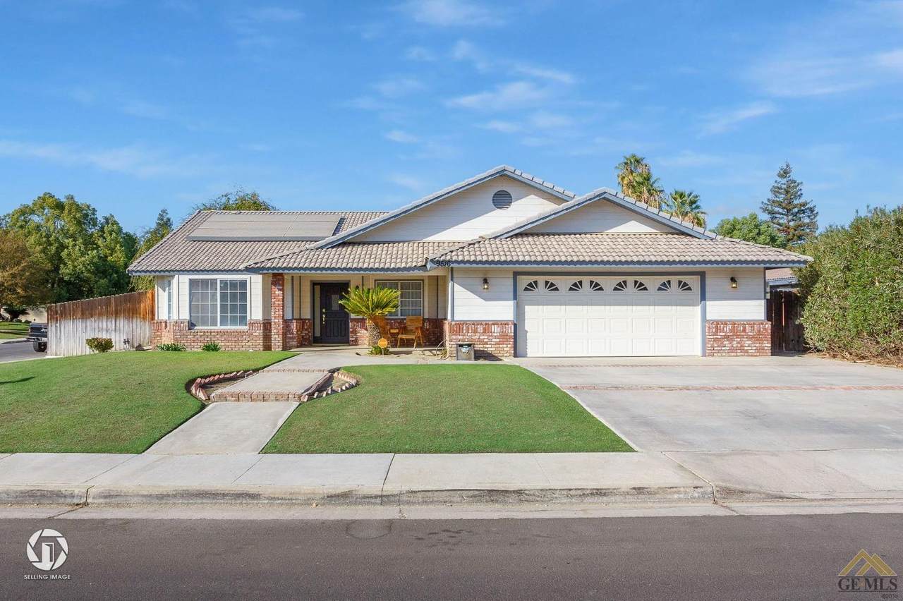 9516 Thoreau Avenue - Photo 1