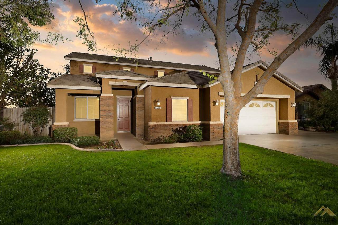 7203 Sleepy Lagoon Drive - Photo 1