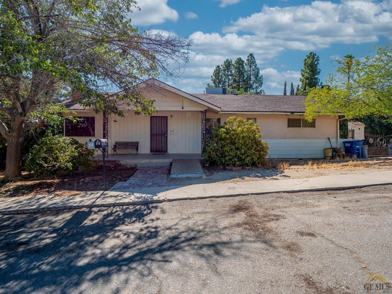 516 Harding Avenue - Photo 1