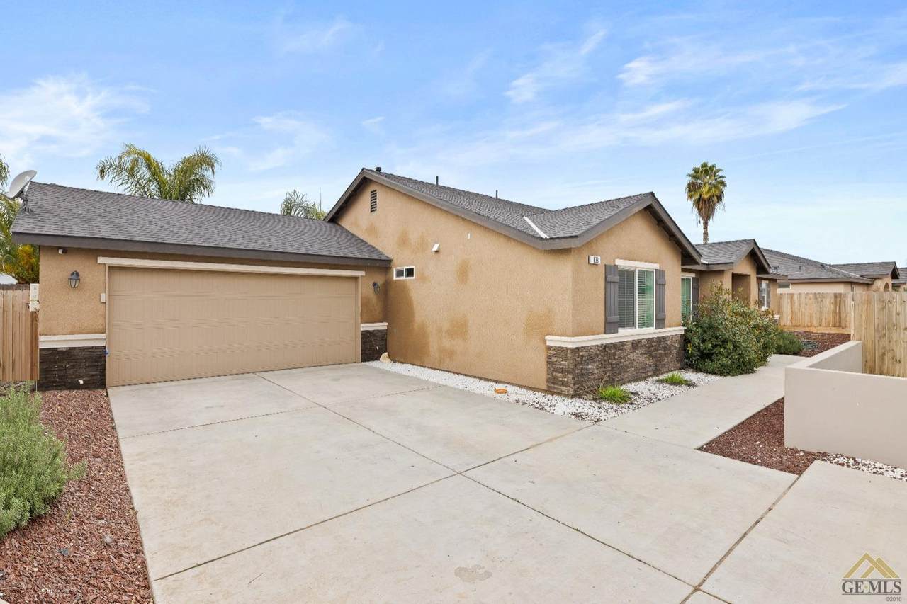 838 Perez Avenue - Photo 1