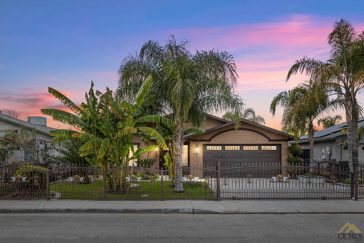 175 10th Street - Photo 1