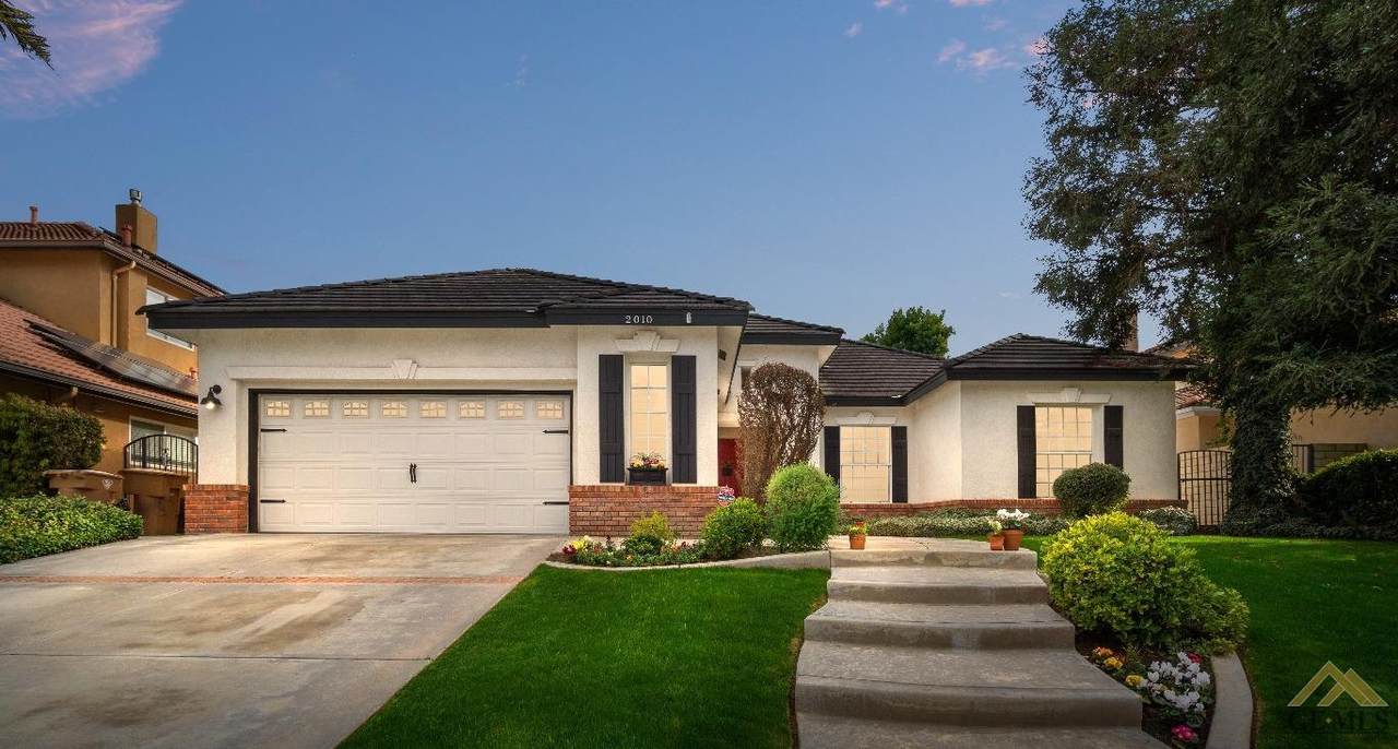 2010 Wedgemont Place - Photo 1
